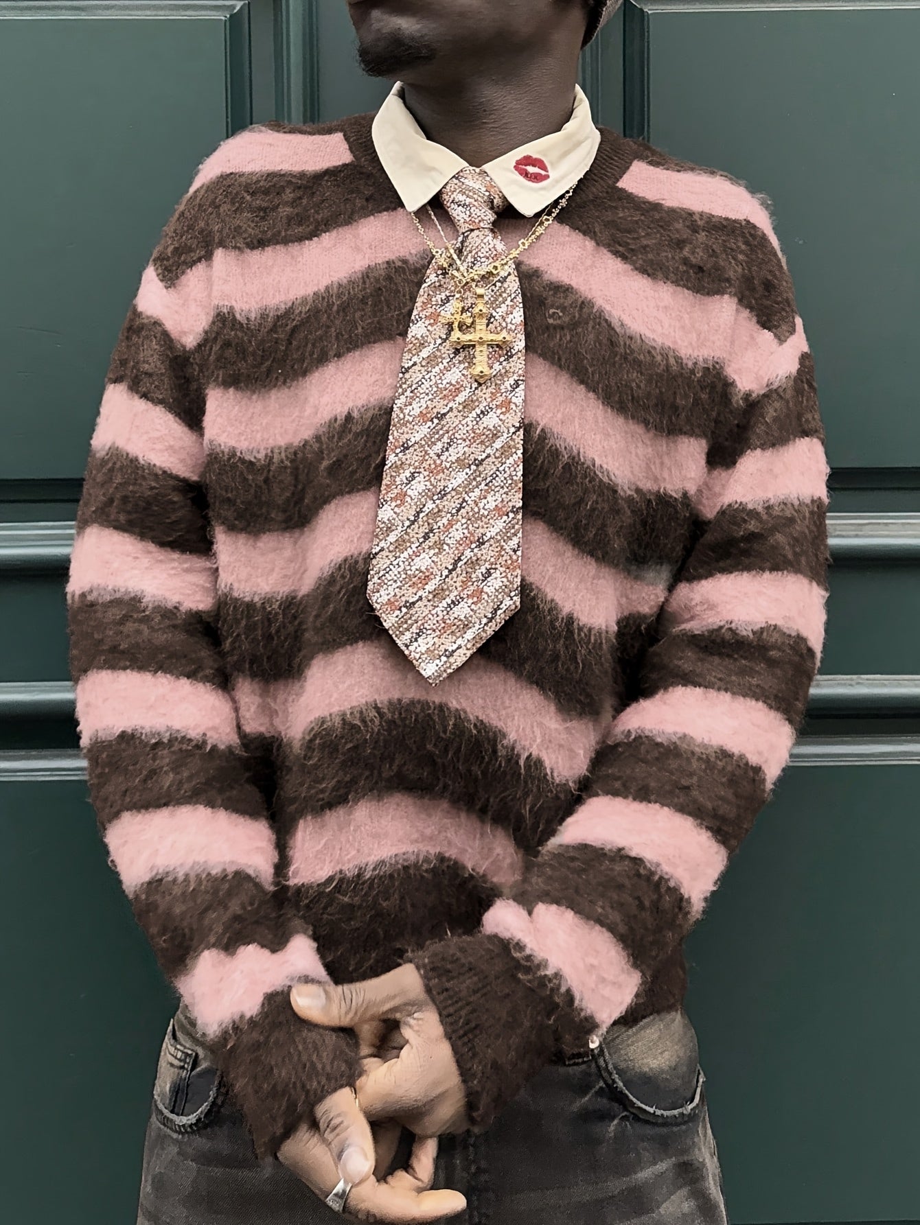 Dark Stripe Knit Pullover