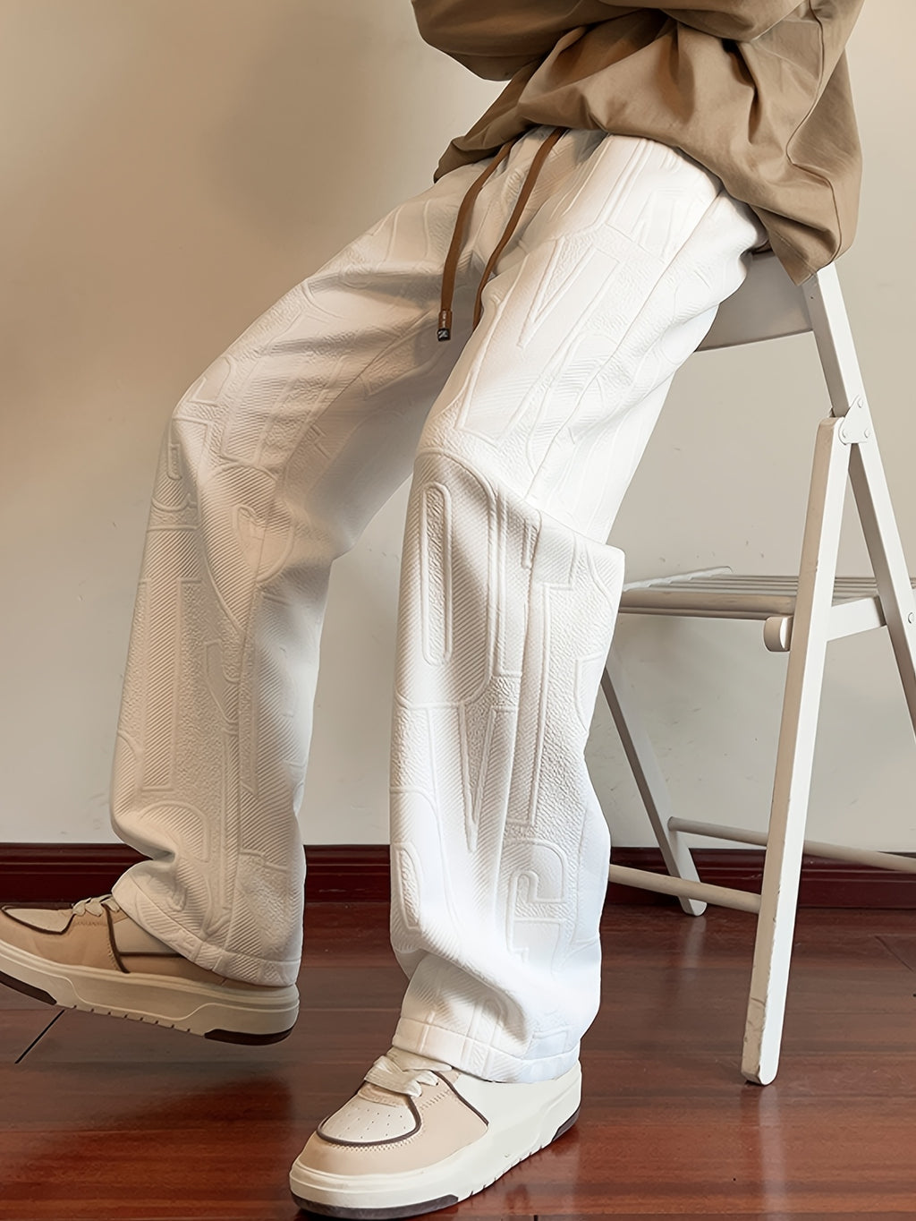 Calças de corte direito para homem para o outono, em tecido jacquard, com cós elástico e cordão, ideais para uso casual ao ar livre na primavera e no outono.