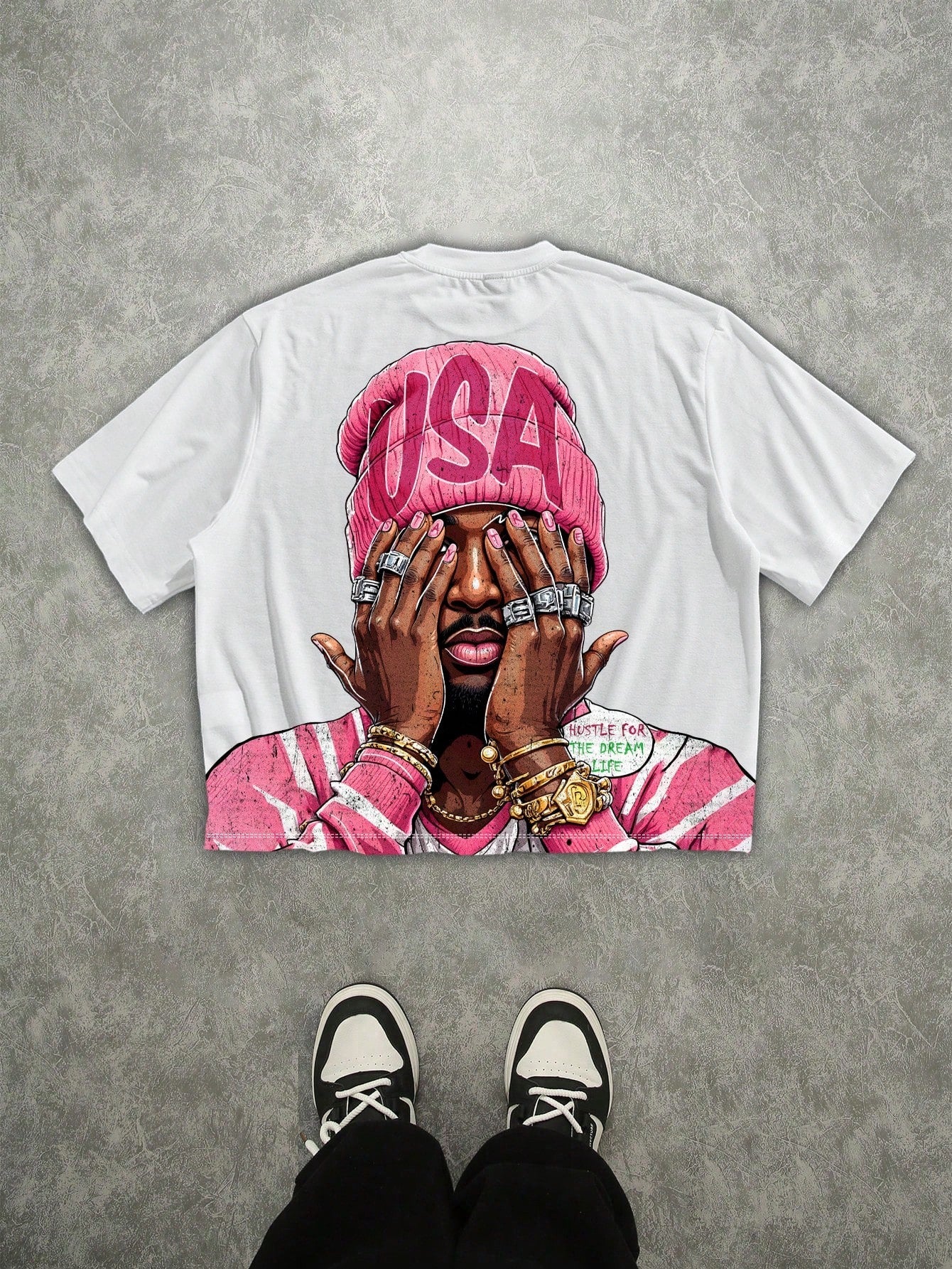 T-shirt de homem casual de manga curta branca, t-shirt de homem com estampado digital 3D, t-shirt streetwear estilo hip hop com estampado de rapper, t-shirt de homem de manga curta, t-shirt de homem casual de gola redonda e manga curta.