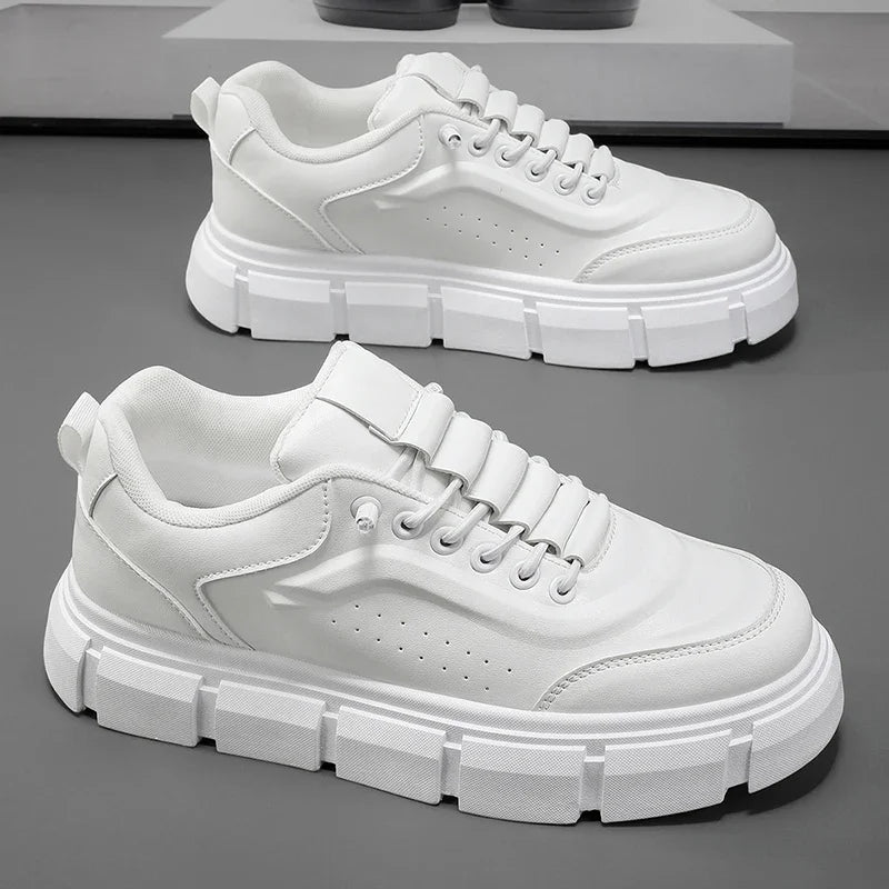 Novos Sapatos Casuais para Homem 2025: Sapatos Oxford Retro de Luxo para Homem em Pele, Ténis Respiráveis ​​da Moda, Bota Plataforma Feita à Mão