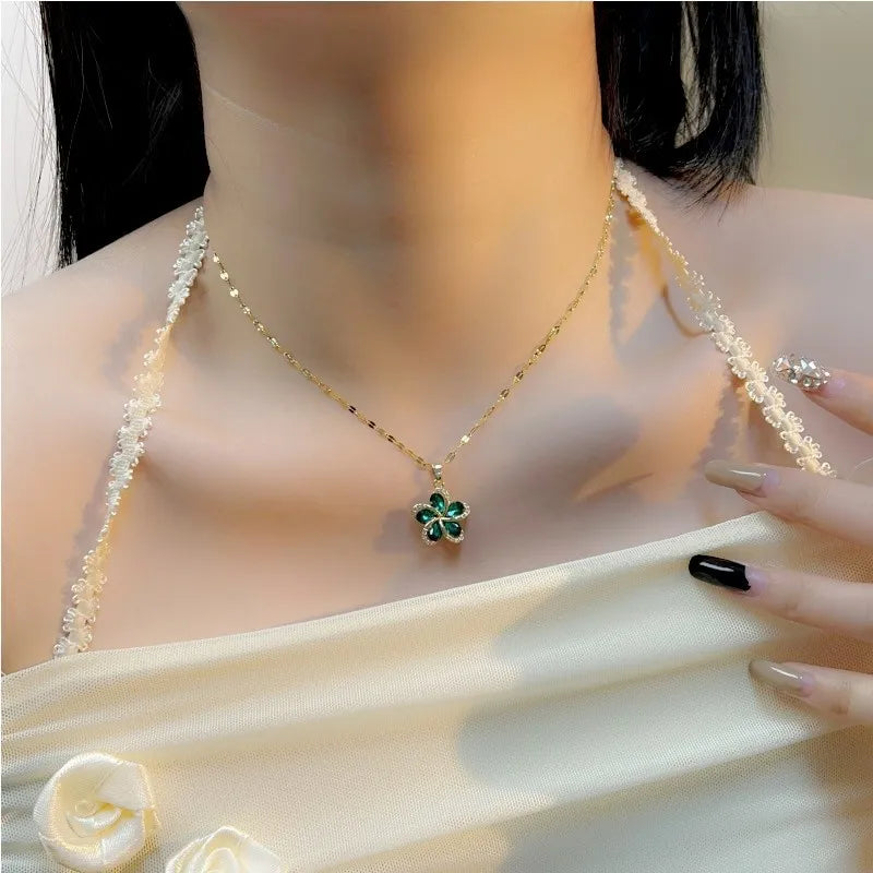 Collier pendentif fleurs en zircon vert en acier inoxydable pour femmes, nouvelle chaîne de luxe pour filles, cadeaux d'anniversaire bijoux