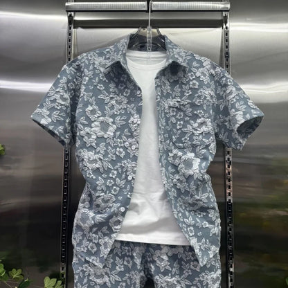 Conjunto casual de verão para homem 2026, com camisa de manga curta e calções com lapela em jacquard em relevo. Leve e elegante.