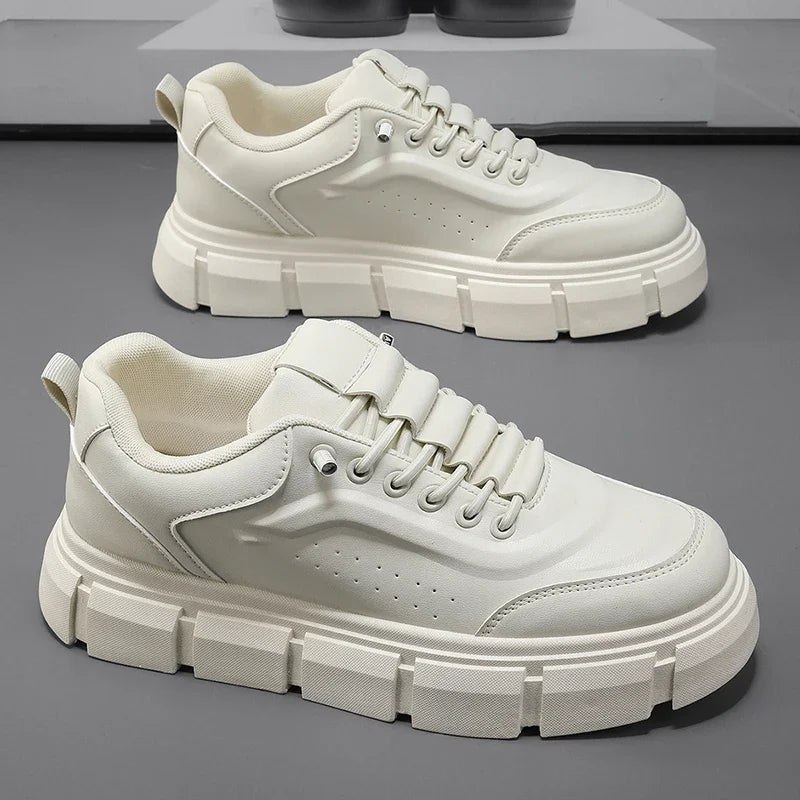 Novos Sapatos Casuais para Homem 2025: Sapatos Oxford Retro de Luxo para Homem em Pele, Ténis Respiráveis ​​da Moda, Bota Plataforma Feita à Mão