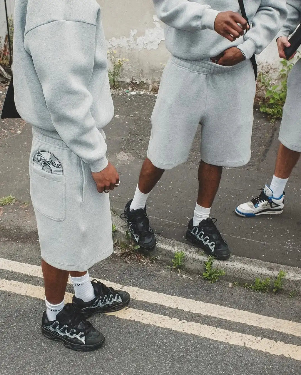 Dark Disc Pattern Shorts Set