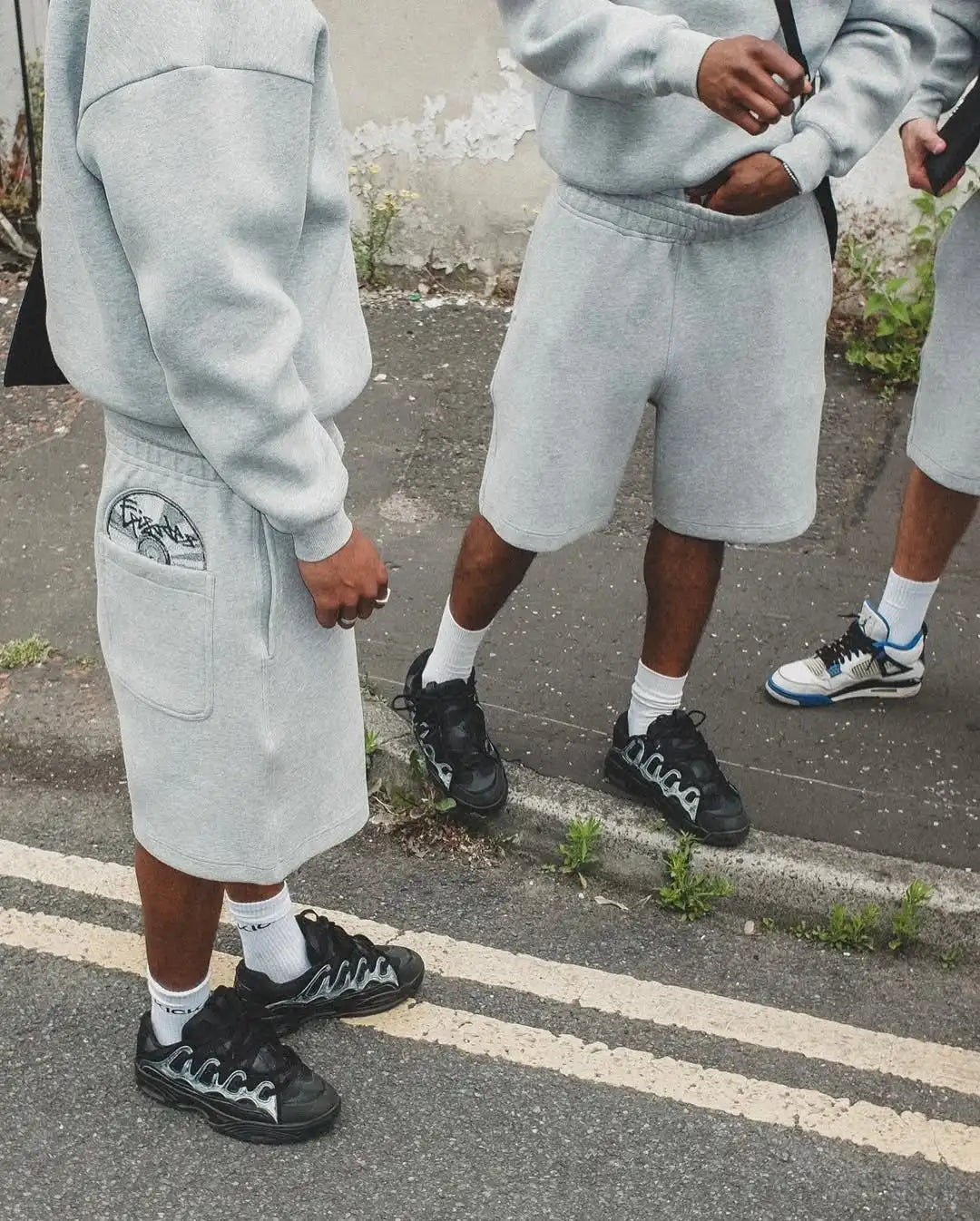 Dark Disc Pattern Shorts Set