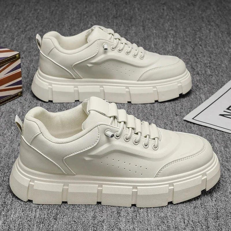 Novos Sapatos Casuais para Homem 2025: Sapatos Oxford Retro de Luxo para Homem em Pele, Ténis Respiráveis ​​da Moda, Bota Plataforma Feita à Mão
