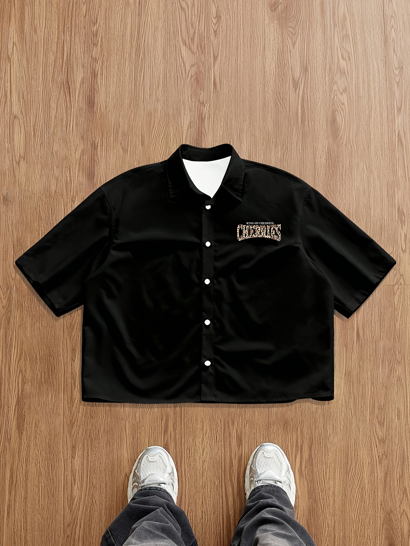 Chemise d'été décontractée à manches courtes pour homme avec motif de cerises et lettres au dos