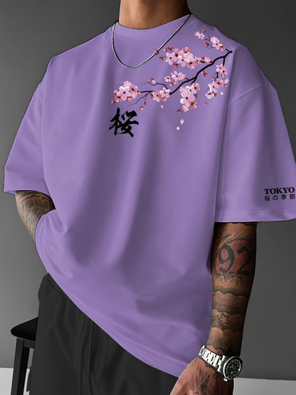T-shirt de manga curta para homem com estampado de flores de cerejeira e elementos japoneses, estilo streetwear casual. Confortável e com gola redonda, ideal para a primavera e verão.